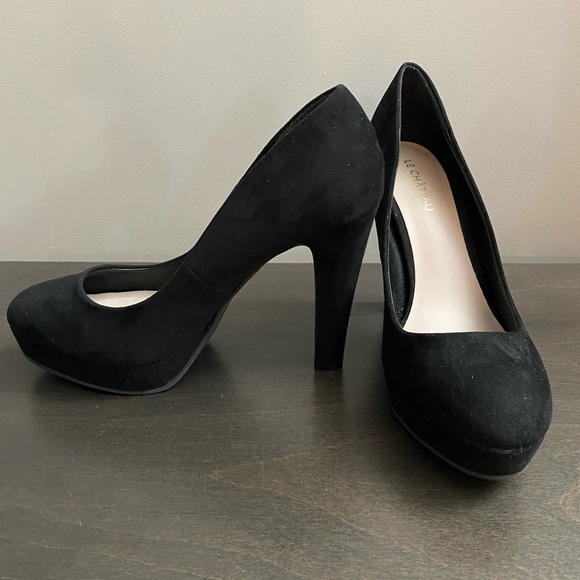 Brand new Le Chateau black pumps size 8 - Picture 5 of 7
